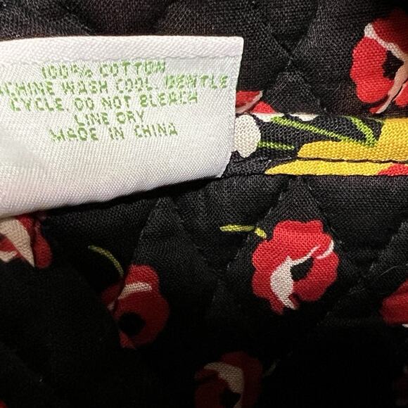 Vera Bradley Quilted Shoulder Bag Purse Poppy Fields Red Yellow Floral Zip Top - Picture 16 of 16